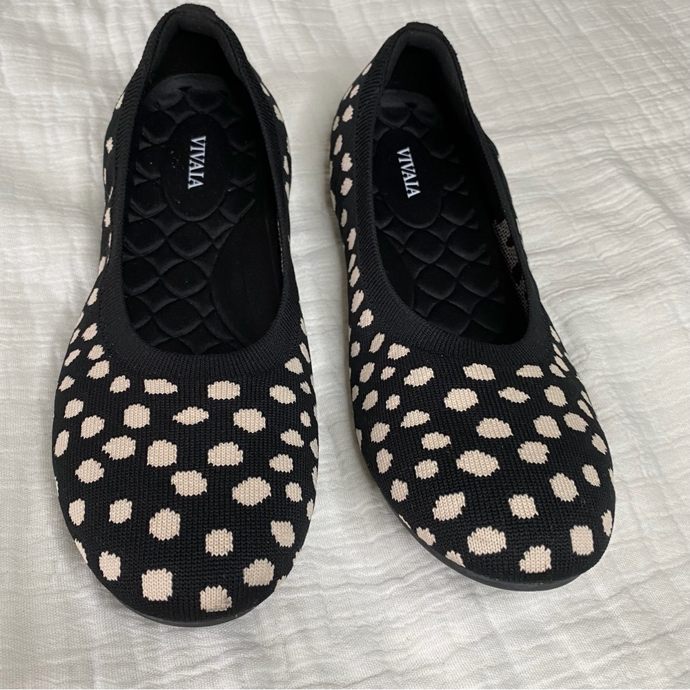 NEW VIVAIA Round-Toe Ballet Flats (Claire) Black Ivory Dots size 10.5 - Picture 6 of 10
